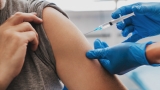 A treia doză de vaccin Pfizer împotriva noii tulpini SARS-CoV-2