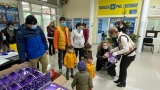 Cadouri de Moş Nicolae pentru prichindeii din comuna 1 Decembrie