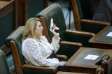 „Crizata” Șoșoacă șochează iar după impunerea certificatului Covid: "Oamenii morți la Revoluție sunt călcați în picioare " 