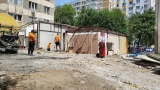 Piedone  demolează toate constructiile ilegale din sectorul 5 Echipele de la Infrastructură si Salubrizare sector 5 mobilizate pe teren