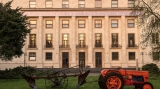 Președintele Senatului Facultății de Agronomie din București, a fost găsit mort în biroul său