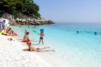 accesul-turistilor-interzis-in-thassos-pe-ce-plaje-nu-se-mai-poate-ajunge-50953-1.jpg
