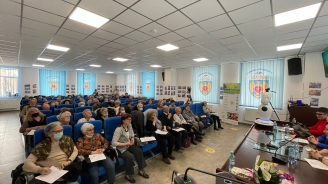 intalnire-de-lucru-cu-seniorii-sectorului-5-pentru-valorificarea-noilor-tehnologii-i-imbunatatirea-calitatii-vietii-1.jpg