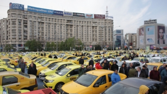 protest-masiv-al-taximetri-tilor-din-bucure-ti-52087-1.jpg