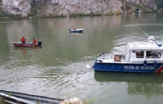 un-student-al-scolii-de-marina-din-constanta-este-cautat-de-scafandrii-in-dunare-48765-1.jpg